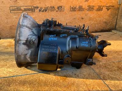 Eaton-Fuller Transmission for a 2005 Volvo VNM