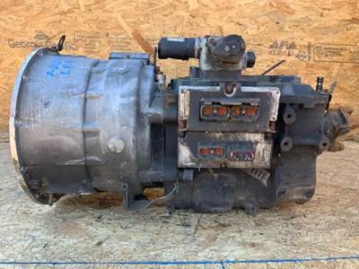 Eaton-Fuller Transmission for a 2011 International