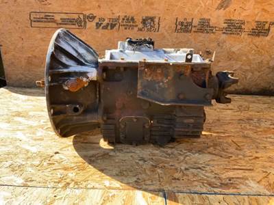 Eaton-Fuller Transmission for a 2007 Hino 268