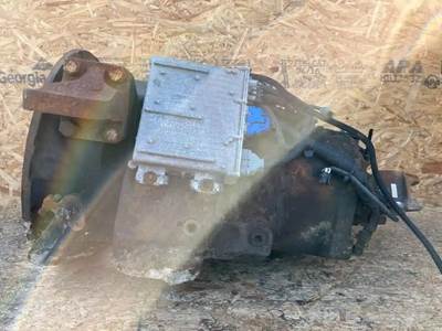 Eaton-Fuller Transmission for a 2001 Mack CH612