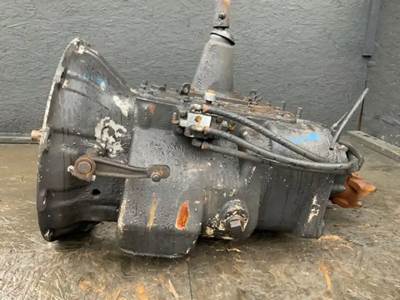 Eaton-Fuller Transmission for a 2001 International 9200I