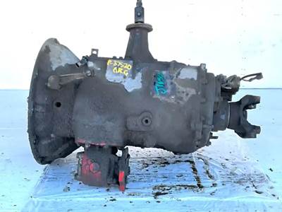 Eaton-Fuller Transmission for a 2001 International 9200I