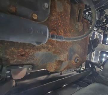 Eaton-Fuller Transmission for a 2008 Freightliner Cascadia 125