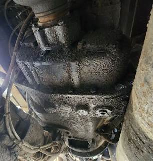 Eaton-Fuller Transmission for a 1988 Ford LTL9000