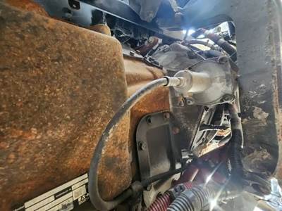 Eaton-Fuller Transmission for a 2021 Freightliner Cascadia 126