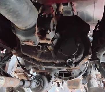 Eaton-Fuller Transmission for a 2012 Peterbilt 348