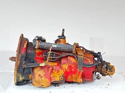 Eaton-Fuller Transmission for a 2003 Kenworth W900