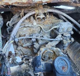 Eaton-Fuller Transmission for a 2016 Freightliner Cascadia 113