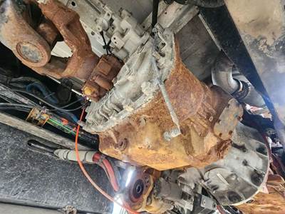 Eaton-Fuller Transmission for a 2020 Kenworth T880