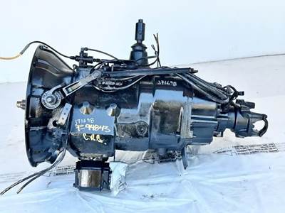 Eaton-Fuller RT014908LL Transmission for a 2003 Peterbilt 357
