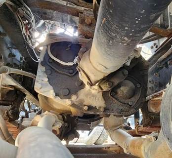 Eaton-Fuller RT8608L Transmission for a 2000 Sterling L8500