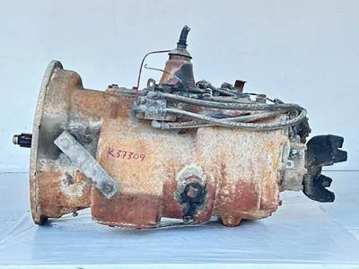 Eaton-Fuller RTF8608L Transmission for a 1996 Ford LT8000