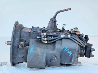 Eaton-Fuller RTF8709B Transmission for a 1995 International 4900