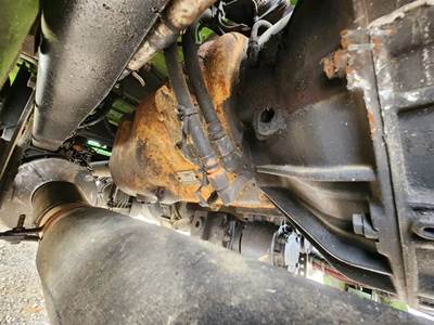 Eaton-Fuller RTL018913A Transmission for a 2020 Peterbilt 389