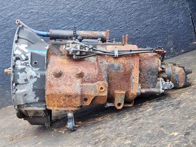 Eaton-Fuller RTLO16913A Transmission for a 2015 Kenworth T880