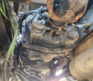 Eaton-Fuller RTLO18913A Transmission for a 2017 Freightliner Cascadia 125