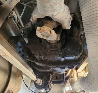 Eaton-Fuller RTO14708LL Transmission for a 1988 Ford LTL9000