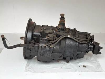 Eaton-Fuller RTO14908LL Transmission for a 2006 Sterling L9500