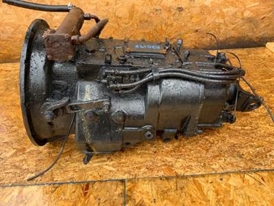 Eaton-Fuller RTOCM16909A Transmission for a 2012 Peterbilt 386