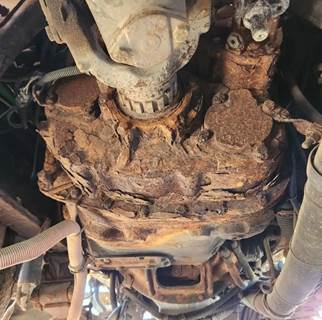 Eaton-Fuller RTOF14908LL Transmission for a 2004 Sterling L9500