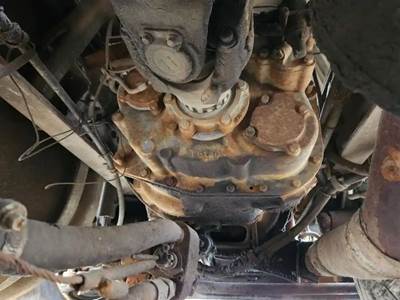 Eaton-Fuller RTOF14908LL Transmission for a 2000 Sterling L9500