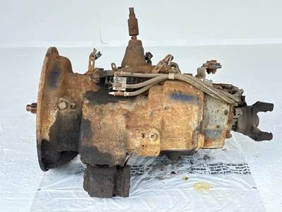 Eaton-Fuller RTOF14908LL Transmission for a 2000 Sterling L9500