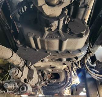 Eaton-Fuller RTOF16908LL Transmission for a 2006 Mack CV713 Granite