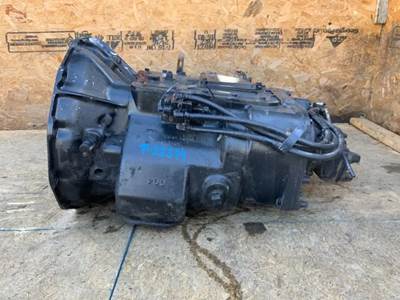 Eaton-Fuller RTX12710C Transmission for a 1995 Freightliner FLD112