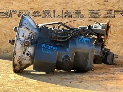 Eaton-Fuller RTX14609B Transmission for a 1999 Freightliner FLD120
