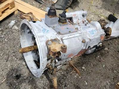 Mack X107 Transmission for a 1981 Mack R686ST