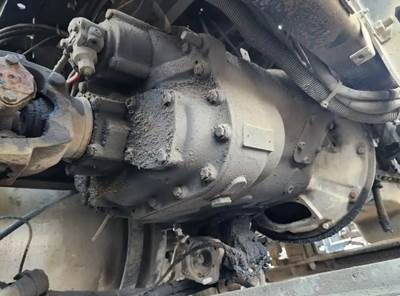 Meritor-Rockwell RMX9-145B Transmission for a 1999 Sterling A9513