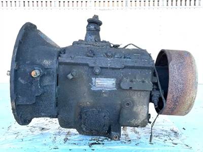 Spicer (TTC) CM5552D Transmission for a 1983 International 1724; 1734; 1754
