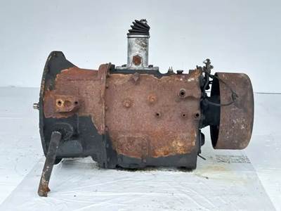 Spicer (TTC) ES43-5A Transmission for a 1995 International 1652