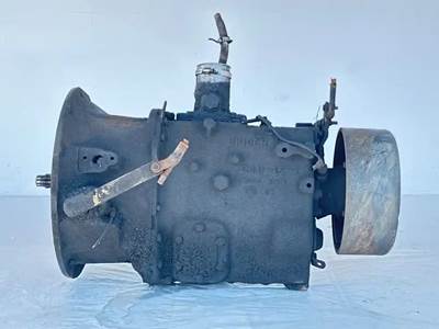 Spicer (TTC) ES43-5A Transmission for a 1995 International 1652