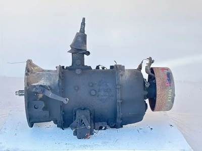 Spicer (TTC) ES52-7A Transmission for a 1996 International 4700 LOW PROFILE