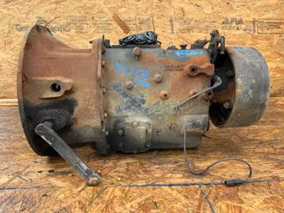 Spicer (TTC) ES56-5A Transmission for a 1996 International 1652