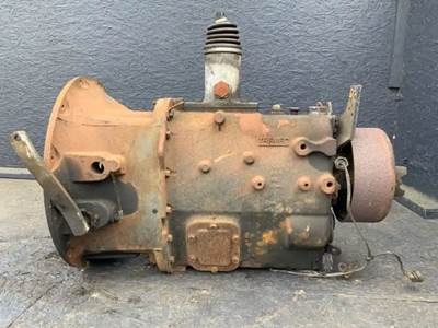 Spicer (TTC) ES56-5A Transmission for a 1996 International 1552-SC