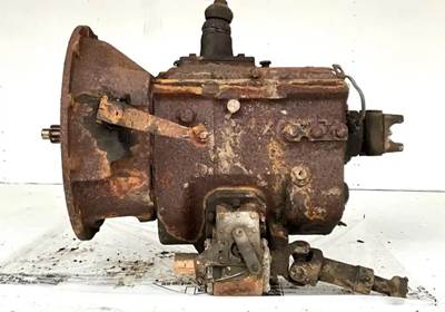 Spicer (TTC) ES62-5D Transmission for a 1991 International 4900