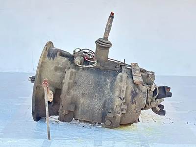 Spicer (TTC) PSO10-VPD Transmission for a 1996 International 9200