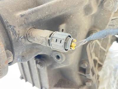Volvo ATO2612D Transmission for a 2014 Volvo VNL