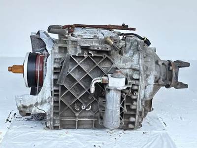 Volvo ATO2612D Transmission for a 2014 Volvo VNL