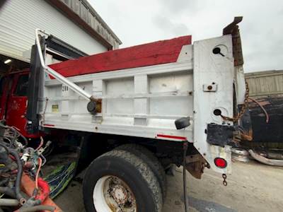 (Used) 1995 International 4700, Dump Body- Material: Aluminum, Length: 9ft,