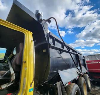 (Used) 2002 Sterling L9500, Dump Body- Serial Number: MAG-11876, Make: Henderson