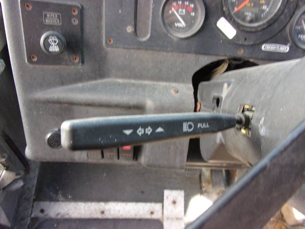 1998 Freightliner MT45 Chassis Turn Signal Switch For Sale | Elkton, MD