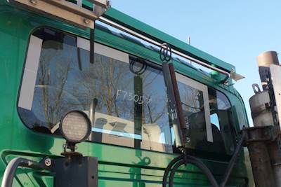 International ProStar Windshield Glass