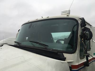 Mack Anthem Windshield Glass