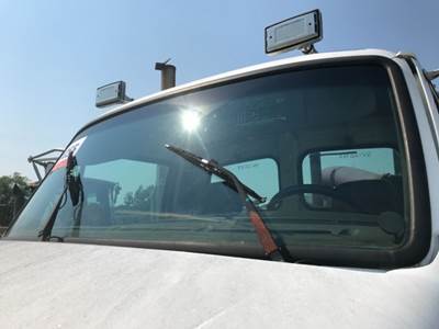 Sterling L9513 Windshield Glass