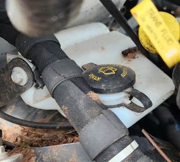 Ford F-750 Windshield Washer Reservoir