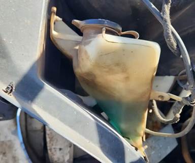 Ford F-750 Windshield Washer Reservoir