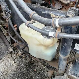 Freightliner 114SD Windshield Washer Reservoir